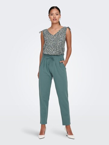 regular Pantaloni con pieghe 'Catia' di JDY in verde