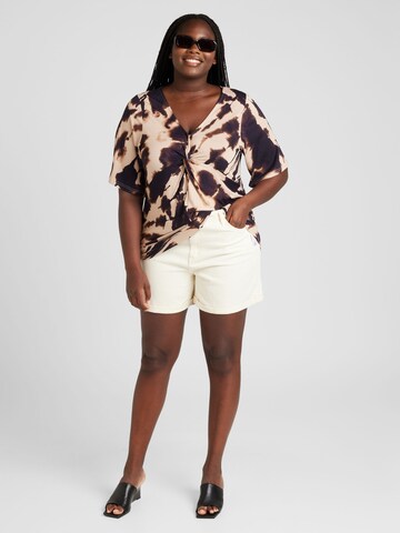 Regular Jean 'VEGA' ONLY Carmakoma en beige