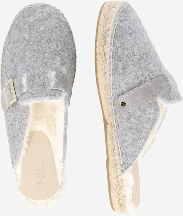 JUTELAUNE Slippers in Grey