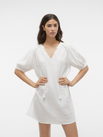 Tunique 'Kisy' VERO MODA en blanc : devant