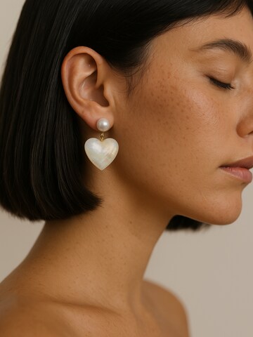 Boucles d'oreilles 'Judith' LA MAISON GISEL B. en blanc