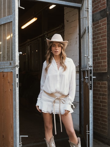 Hoermanseder Рокля в бяло