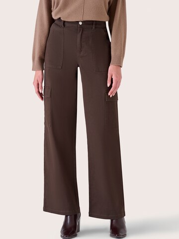 Camomilla Italia Loose fit Trousers 'PIKER' in Brown: front