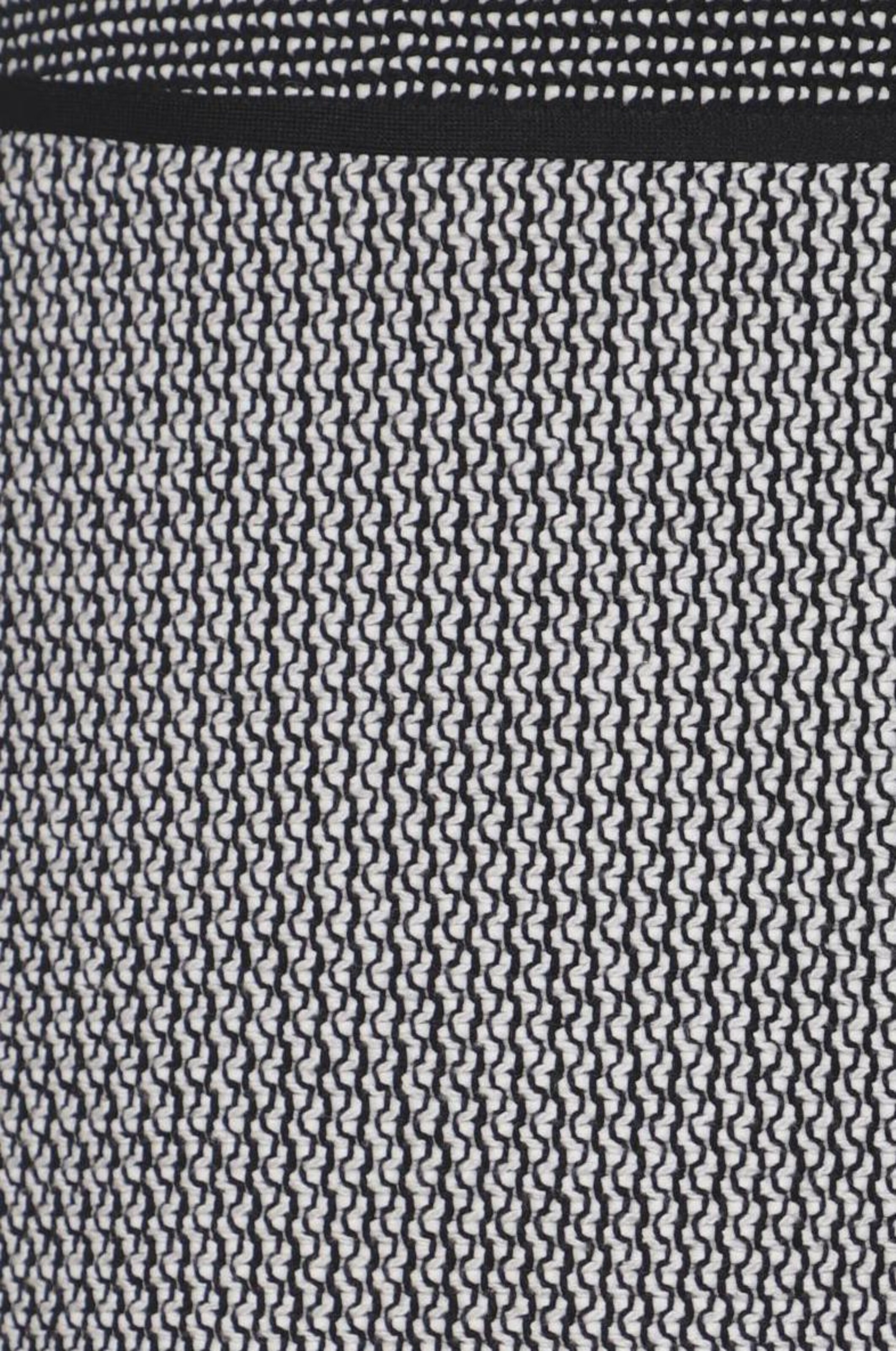 HUGO Rock M in Schwarz