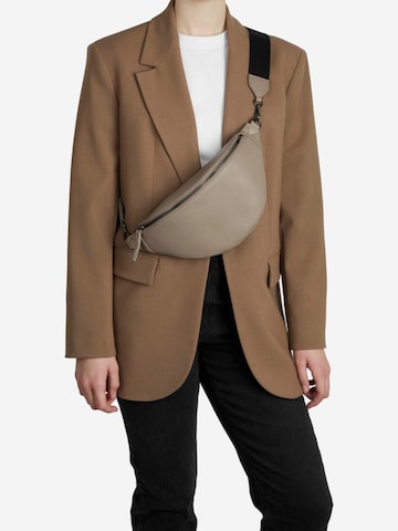 MARKBERG Gürteltasche 'Elinor' in Beige: predná strana