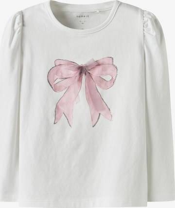 NAME IT - Camiseta 'NMFSKATY' en blanco: frente