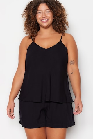 Trendyol Curve - Pijama de pantalón corto en negro: frente