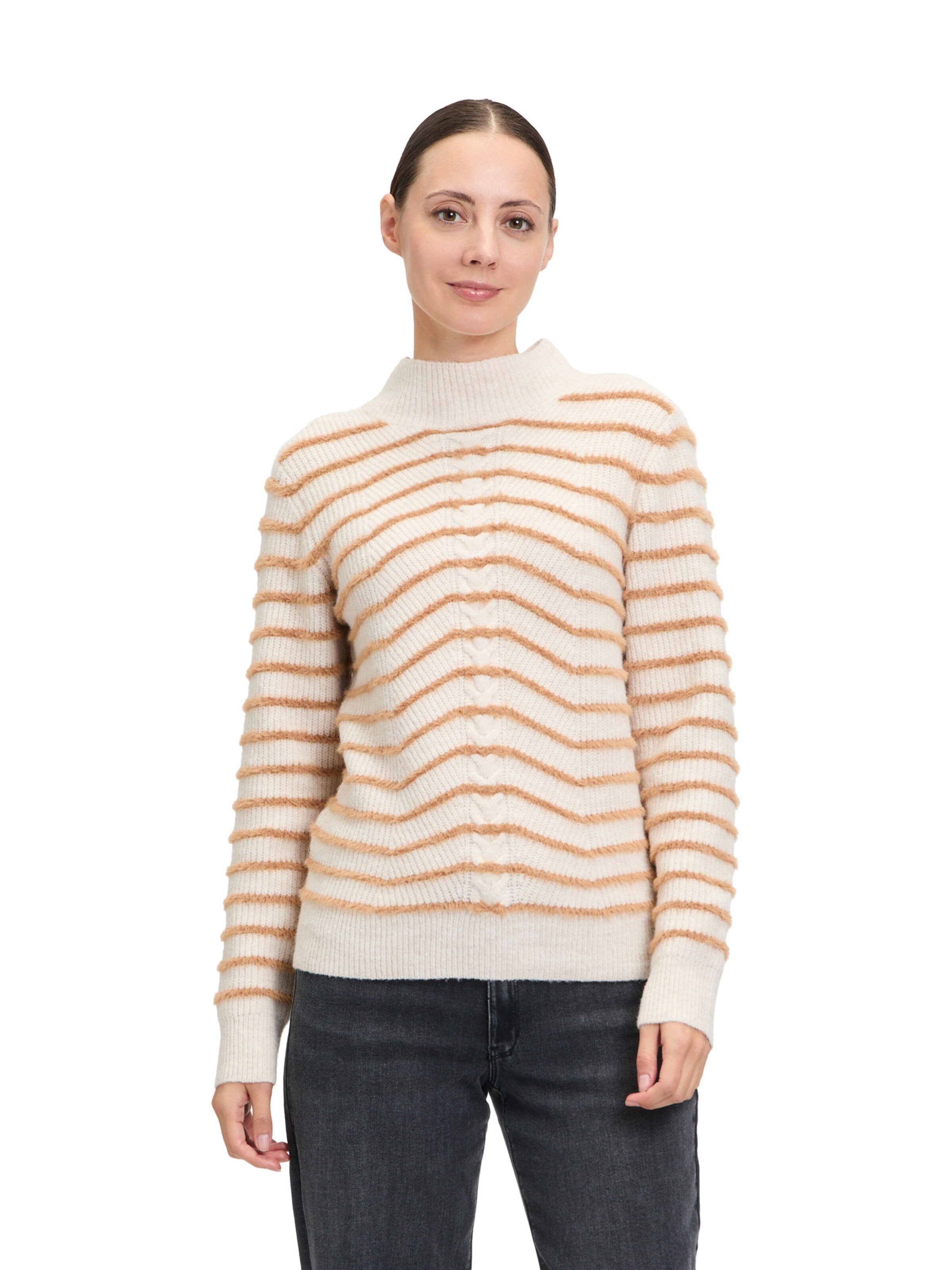 Pull-over Betty & Co en blanc : devant