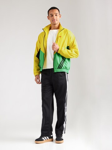 ADIDAS ORIGINALS Преходно яке в зелено