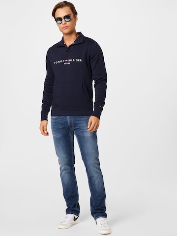 TOMMY HILFIGER Sweatshirt in Blauw