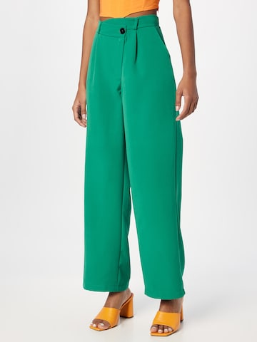 Hailys Широка кройка Панталон с набор 'Grace' в зелено: отпред