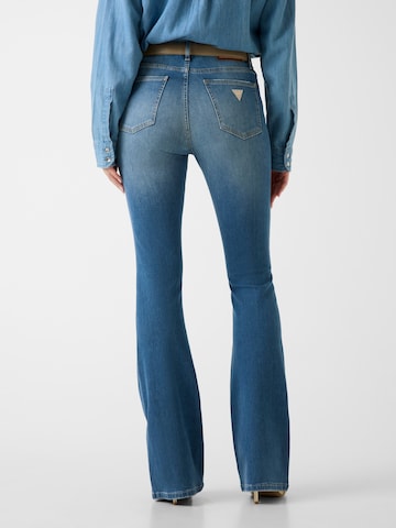 Evazați Jeans de la GUESS pe albastru