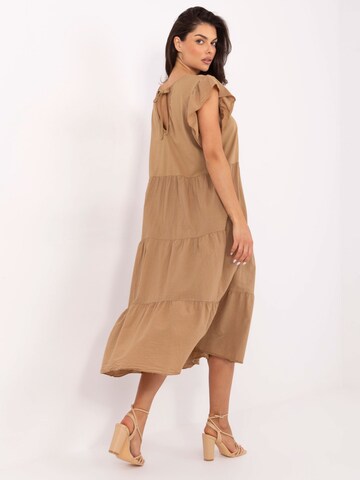 Madnezz House Kleid in Beige
