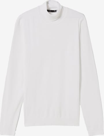 BershkaSweater majica - bijela boja: prednji dio