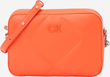 Calvin Klein Válltáska 'Re-Lock' - narancs: elől