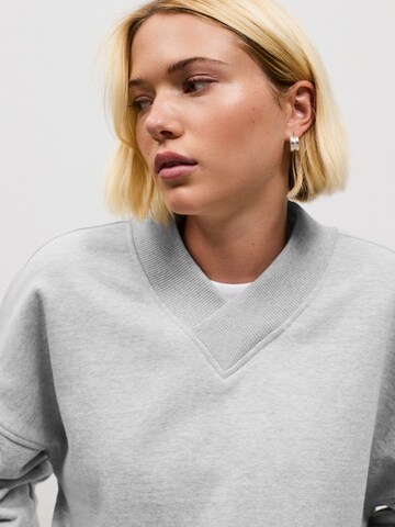 Next - Sudadera en gris