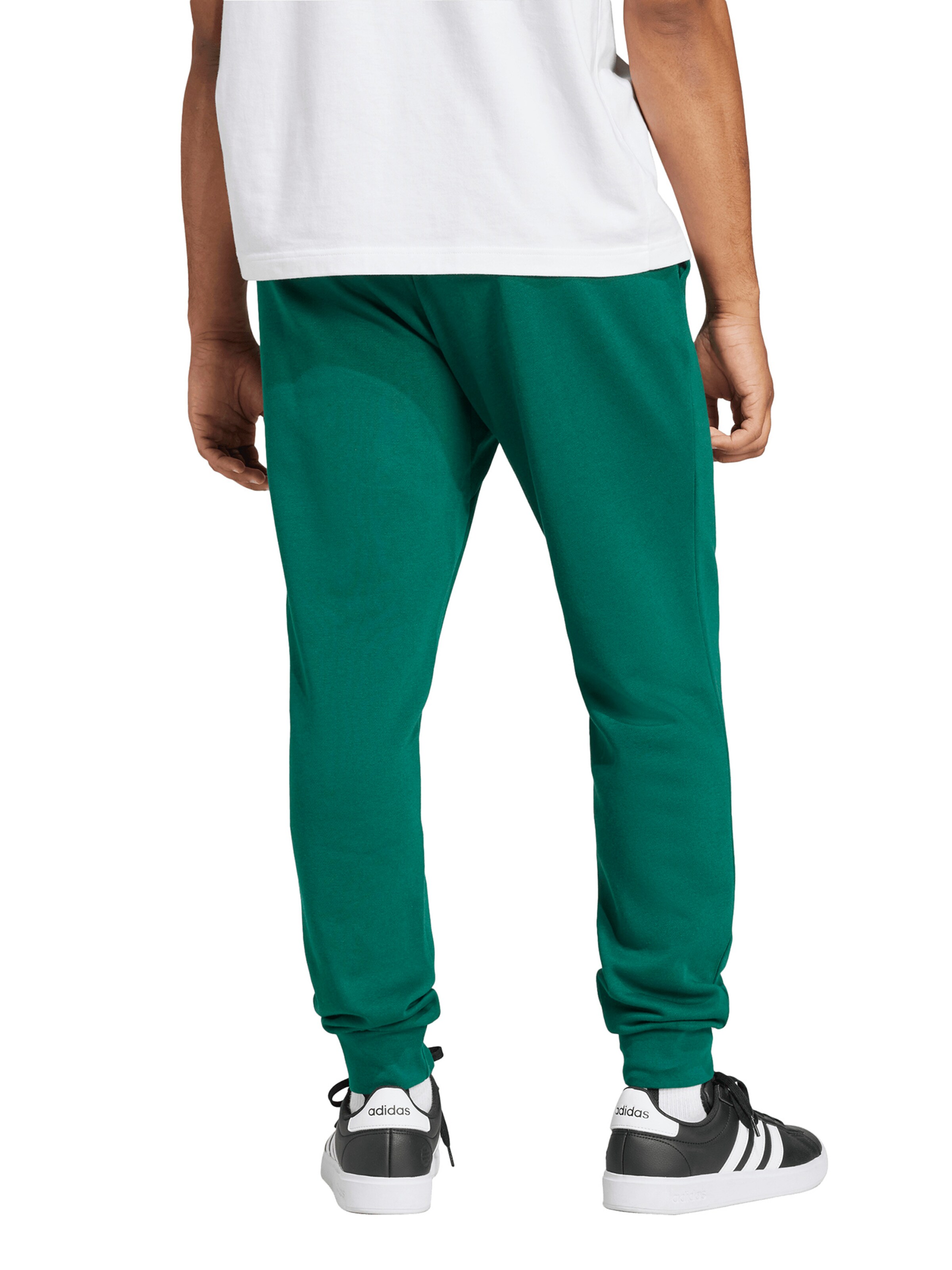 ADIDAS SPORTSWEAR Конический (Tapered) Спортивные штаны 'FEELCOZY' в Зеленый