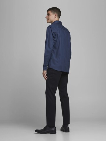 Slim fit Camicia di JACK & JONES in blu