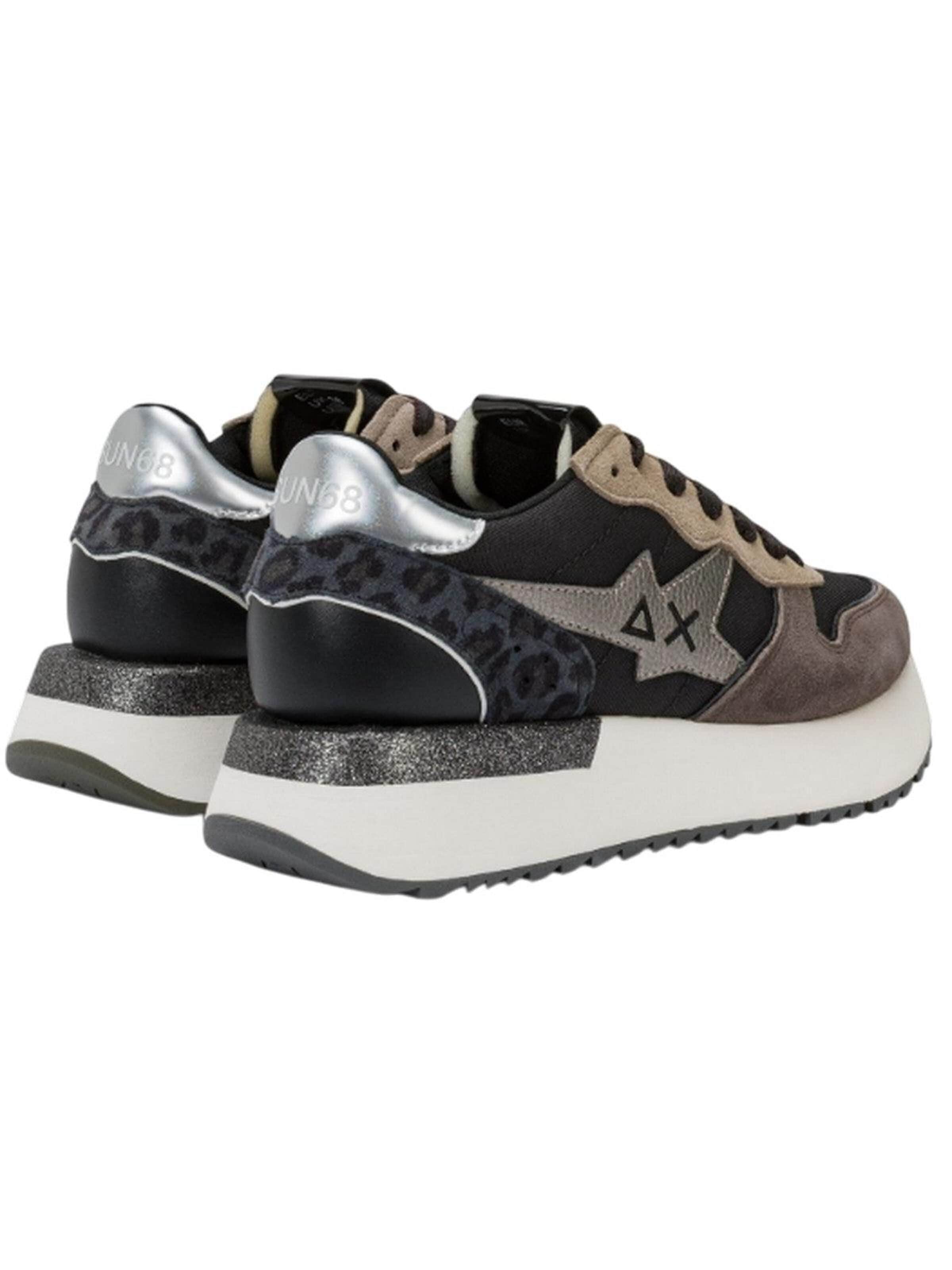Sneaker bassa di SUN68 in nero