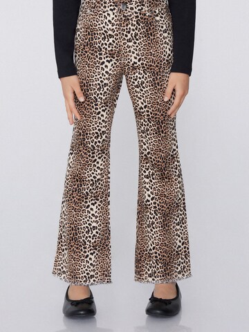 Tezenis Flared Jeans in Brown: front