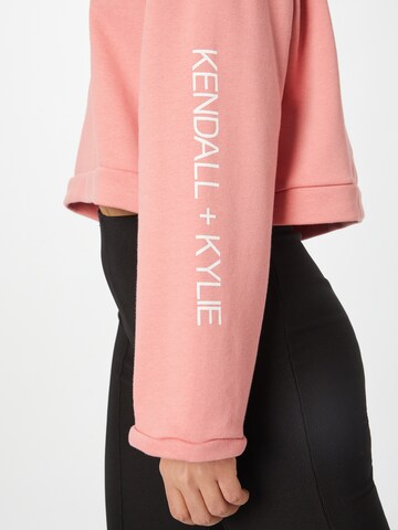 KENDALL + KYLIE Sweatshirt in Pink