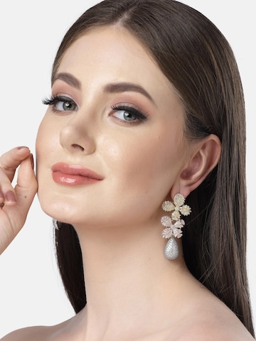 Boucles d'oreilles 'Helenasa' AVANT-GARDE PARIS en blanc