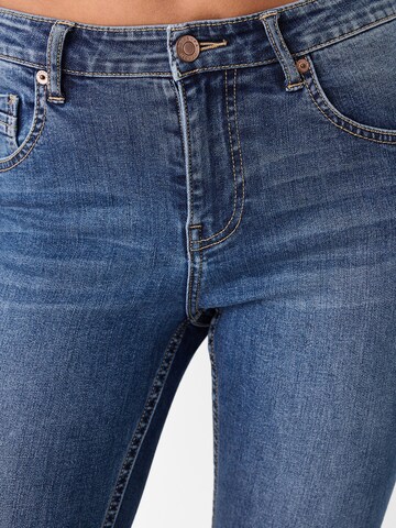 Bershka Skinny Jeans i blå