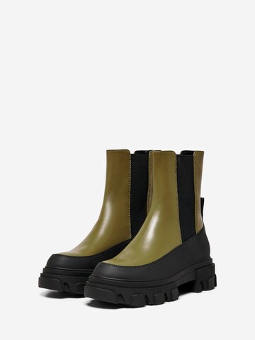 ONLY Chelsea Boots 'Tola' in Grün