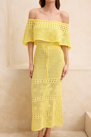 Trendyol - Vestido de punto en amarillo