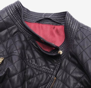 Schyia Jacket & Coat in L in Black