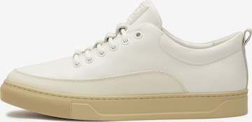 KazarNiske tenisice - bijela boja: prednji dio