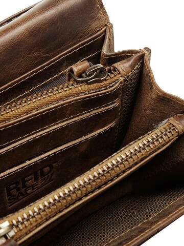 Bagan Wallet in Brown
