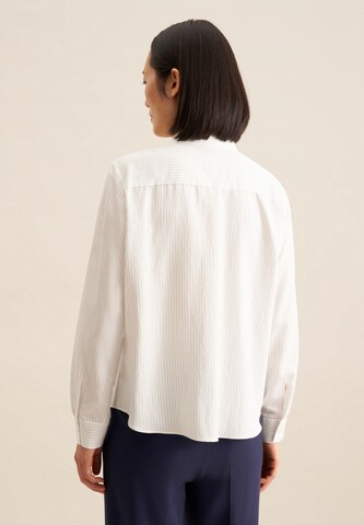 Chemisier 'Schwarze Rose' SEIDENSTICKER en blanc