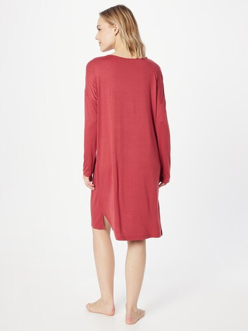 TRIUMPH Spalna srajca 'Amourette' | rdeča barva