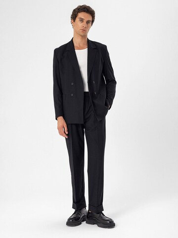 Antioch Regular fit Blazer in Black