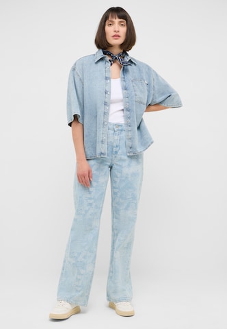 MUSTANG Μπλούζα 'ELLA' σε γκρι