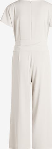 Betty Barclay Jumpsuit mit Eingrifftaschen in Beige: Vorderseite