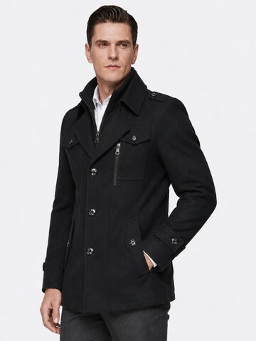 YOUTHUP Winter Coat 'Reverslinie' in Black