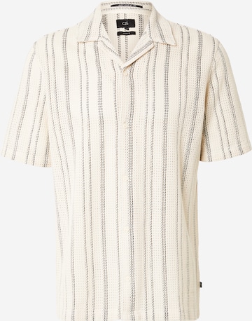 QS Comfort Fit Paita värissä beige: etupuoli
