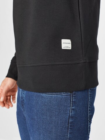 JACK & JONES Sweatshirt i grå