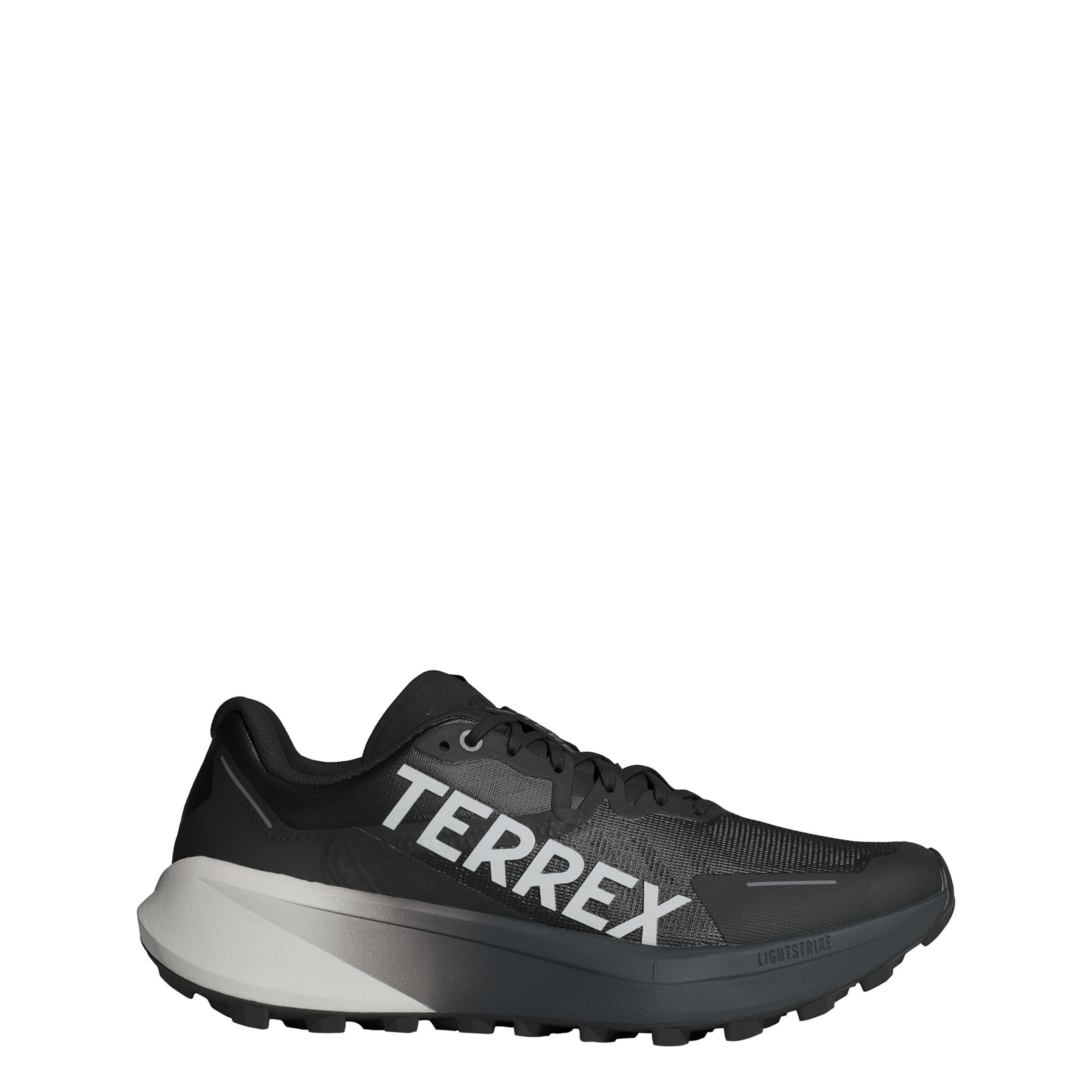 Chaussure de course 'Agravic 3' ADIDAS TERREX en noir