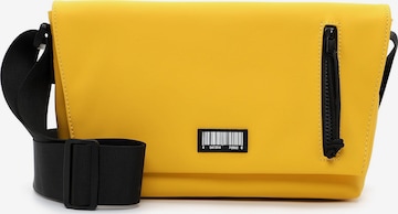 Emily & Noah Crossbody Bag 'Kairo' in Yellow: front