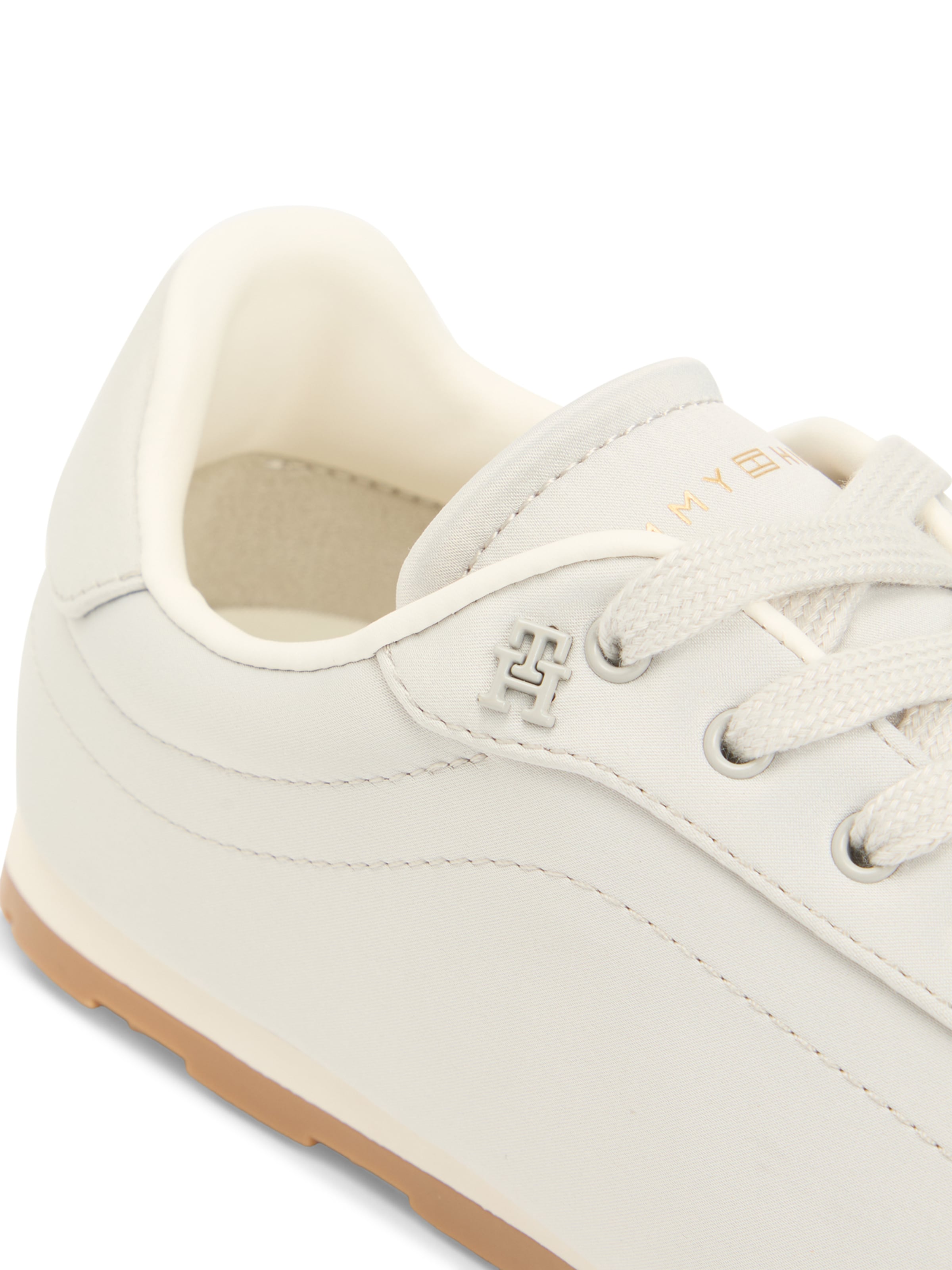 TOMMY HILFIGER Trampki niskie 'BELLA' w kolorze szary