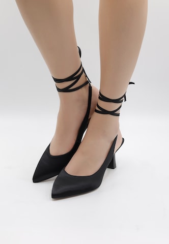 DreiMaster Maritim Pumps in Black