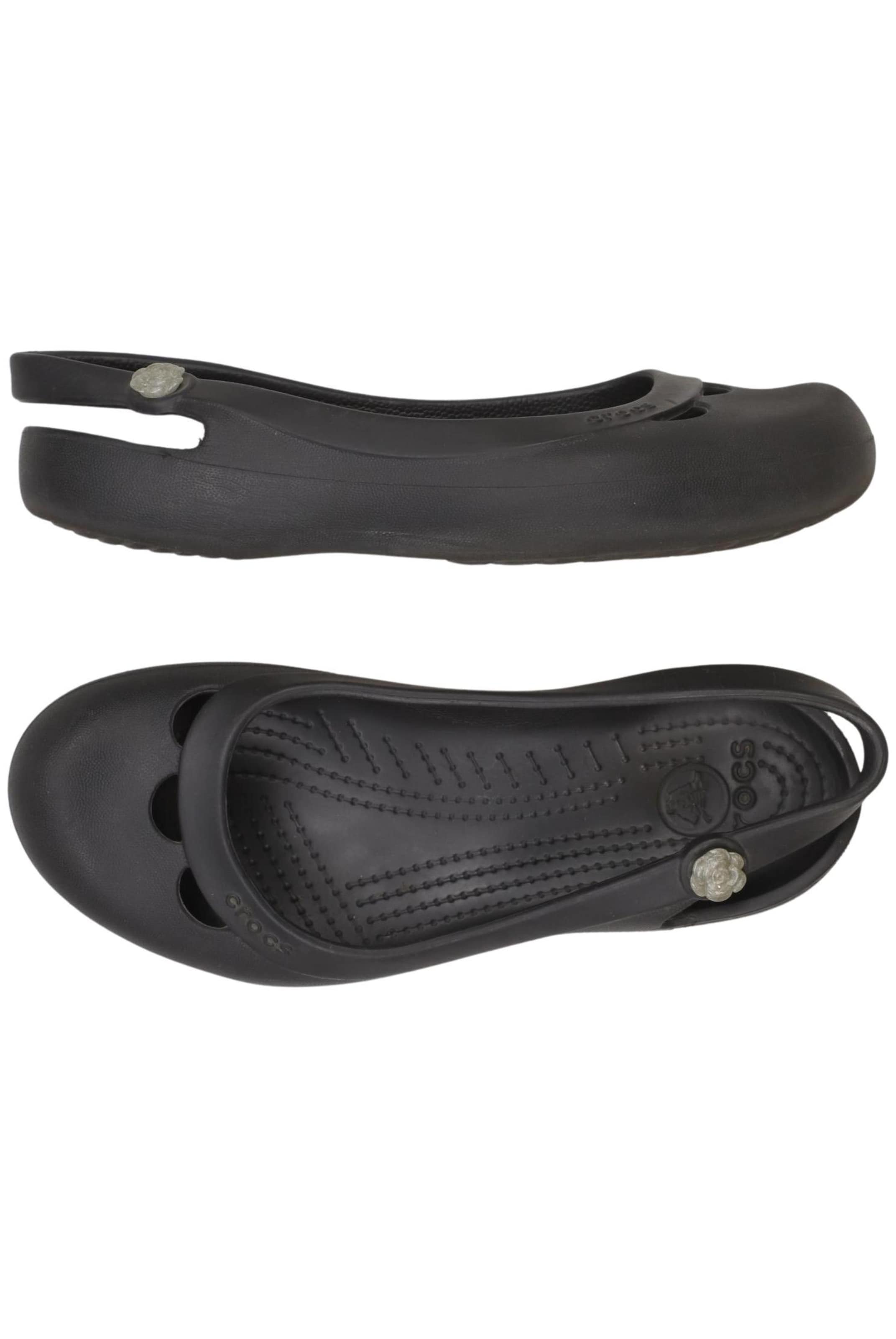 Crocs Flats & Loafers in 38 in Black: front