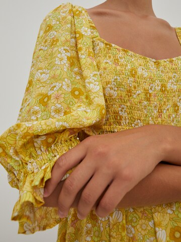 EDITED - Vestido 'Maleah' em amarelo