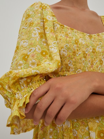 EDITED Dress 'Maleah' in Yellow