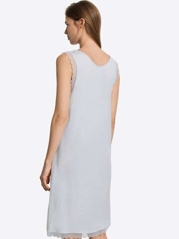 Hanro Nachthemd ' Inaya ' in Blau