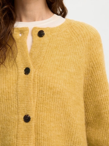 SELECTED - Casaco de malha 'LULU' em amarelo