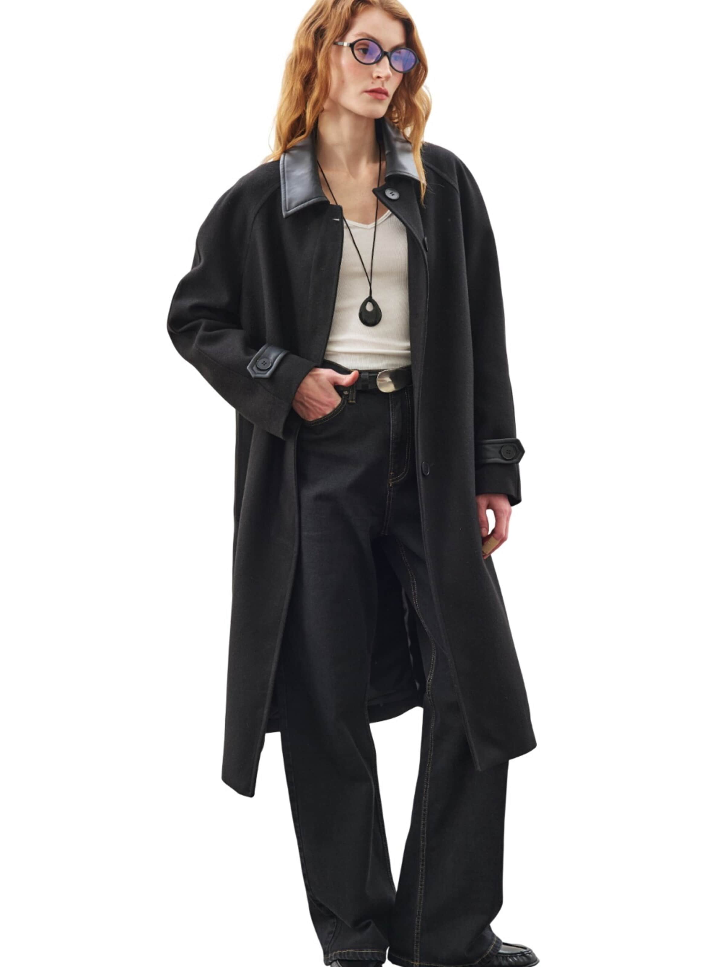 MANUKA Winter Jacket in Black: front